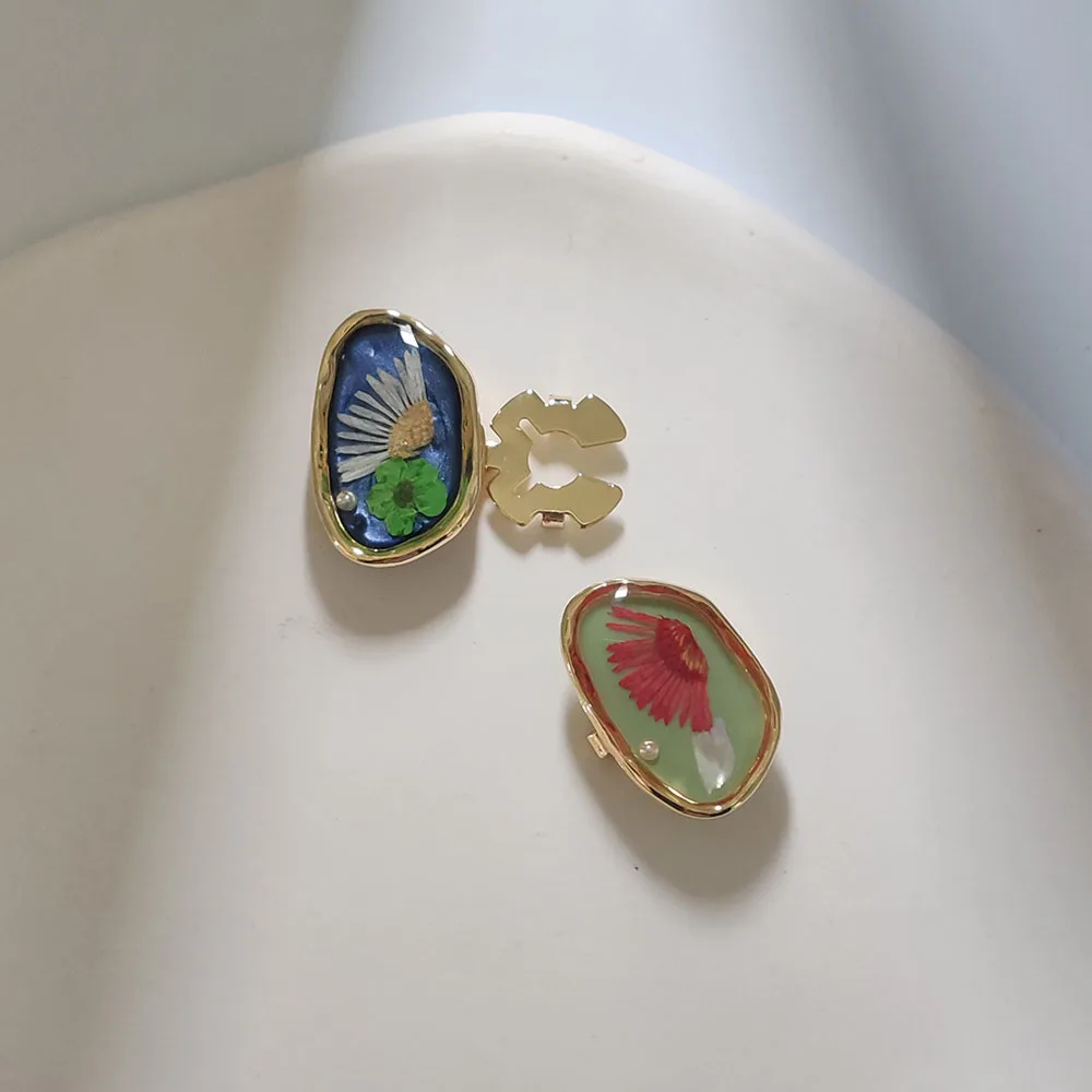 Dried Flower Button Studs Cover Set (2 pcs) - Ice Cream Cake