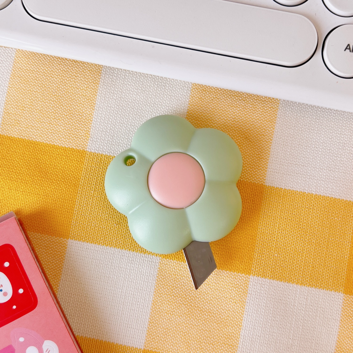 Flower Box Cutter (3 Colours)