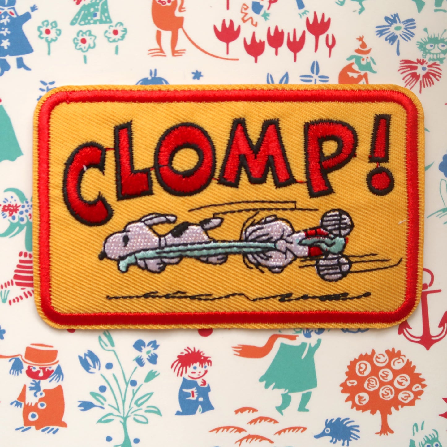 Snoopy Embroidery Patch // Snoopy and Linus from the Peanuts comics iron-on embroidered patch badge appliqué - Ice Cream Cake