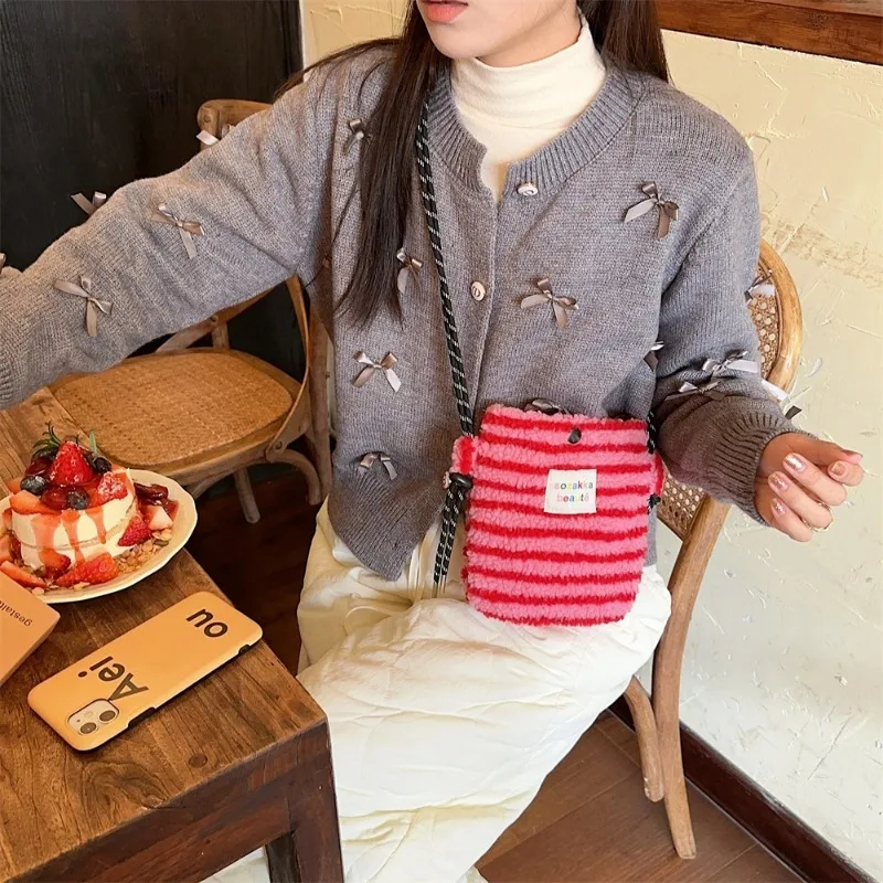 Teddy Fur Design Pattern Shoulder Pouch (4 Colours)