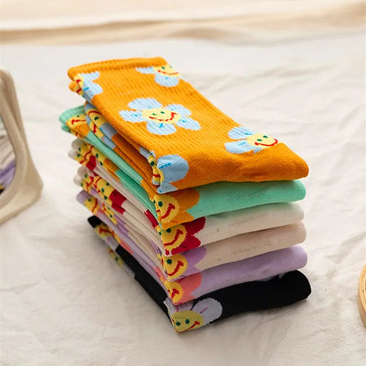 Smiling Daisy Crew Socks