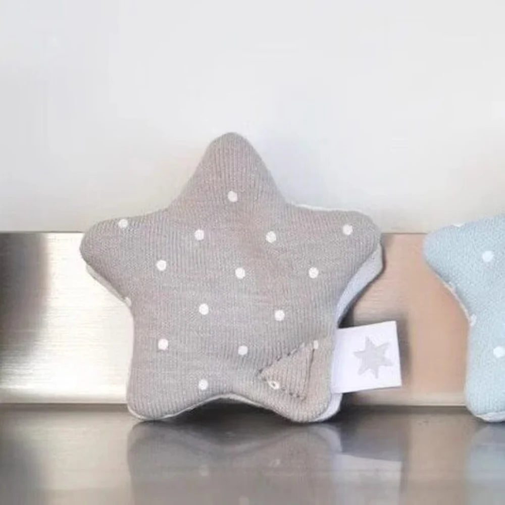 Polka Dot Star Cable Tidy