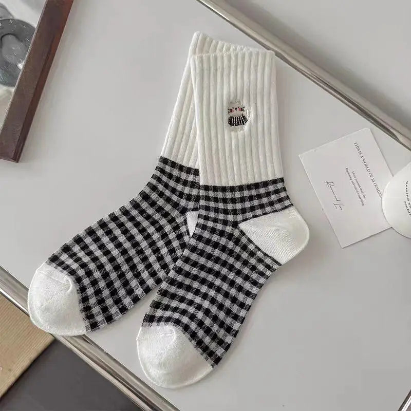 4 Pairs Cute Cartoon Cat Embroidery Socks Women's Casual Fashion Checkered Mid Calf Socks Korean Style Cute Girls Sock - Ice Cream Cake
