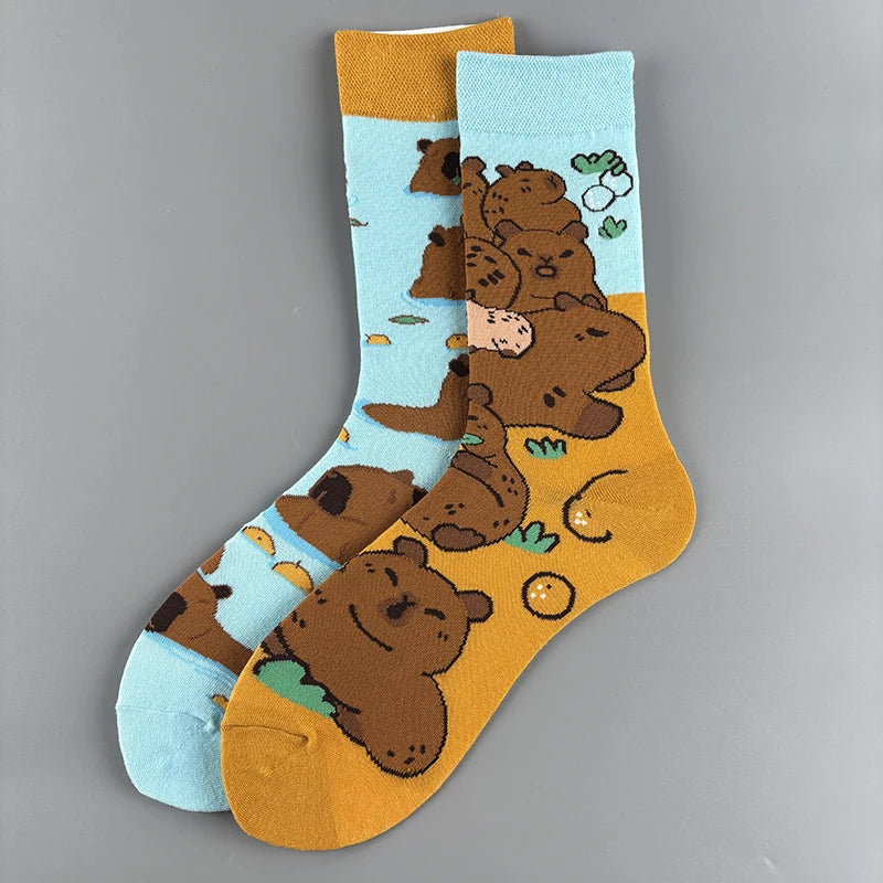 Mismatched Bathing Capybara Crew Socks