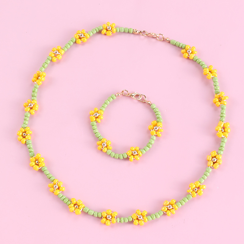 Daisy Beads Necklace and Bracelet Set