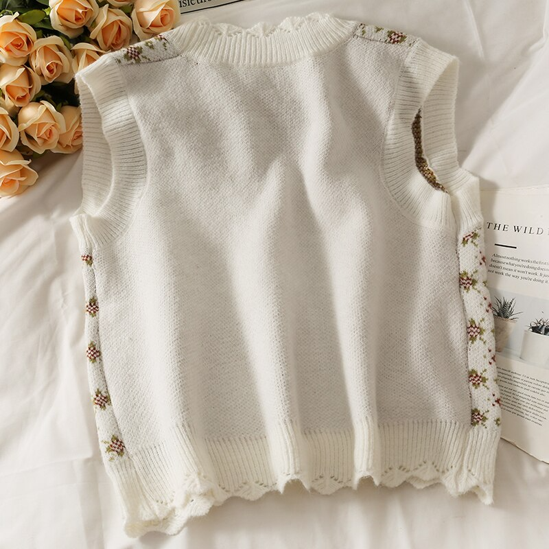 Scalloped Edge Star Vest (2 Colours)