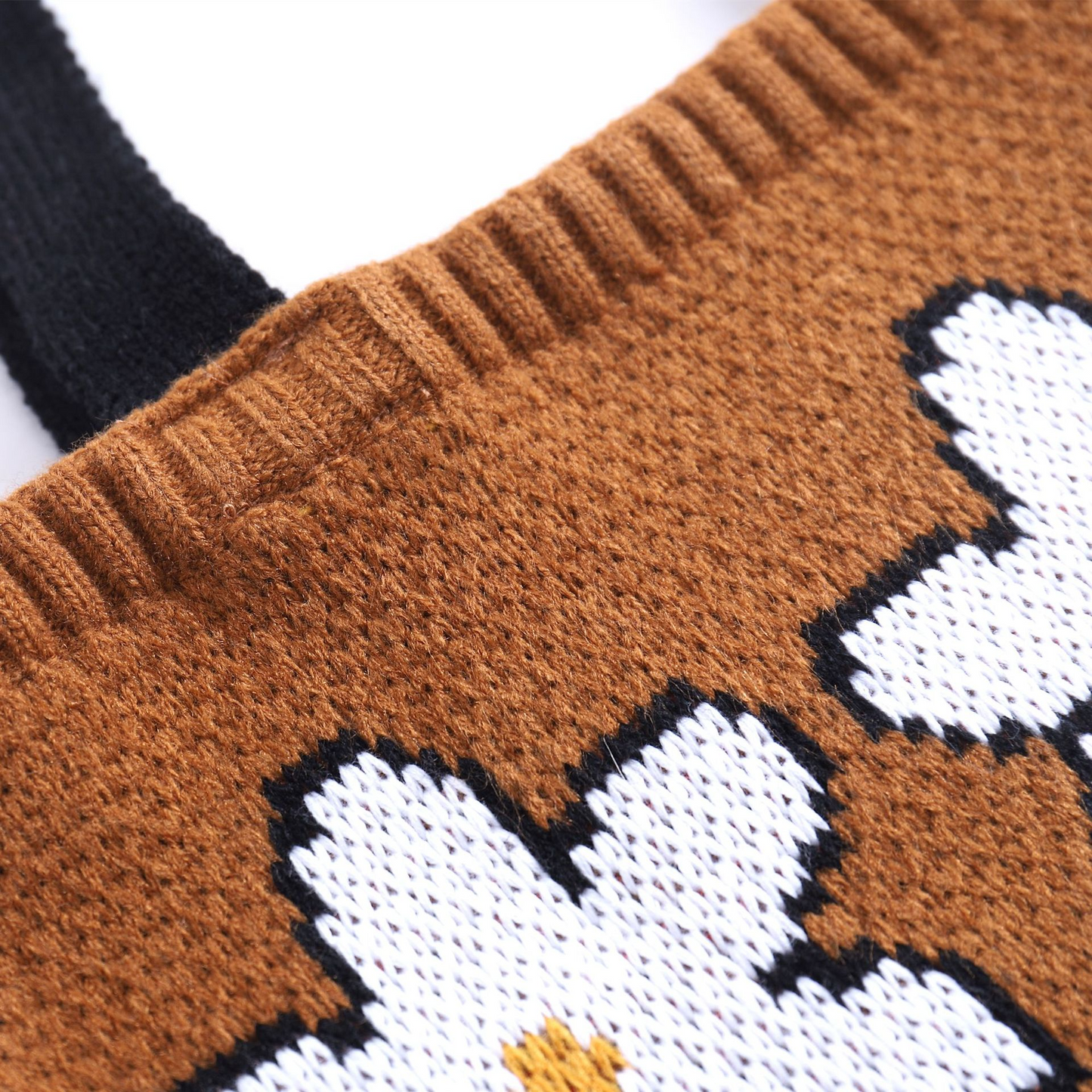 Daisy Pattern Knitted Tote