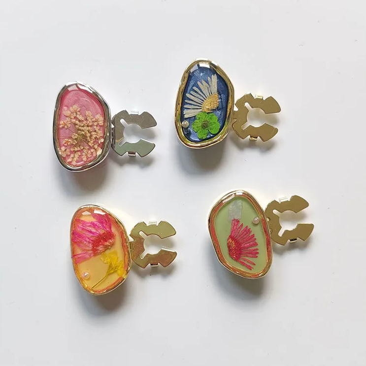 Dried Flower Button Studs Cover Set (2 pcs) - Ice Cream Cake