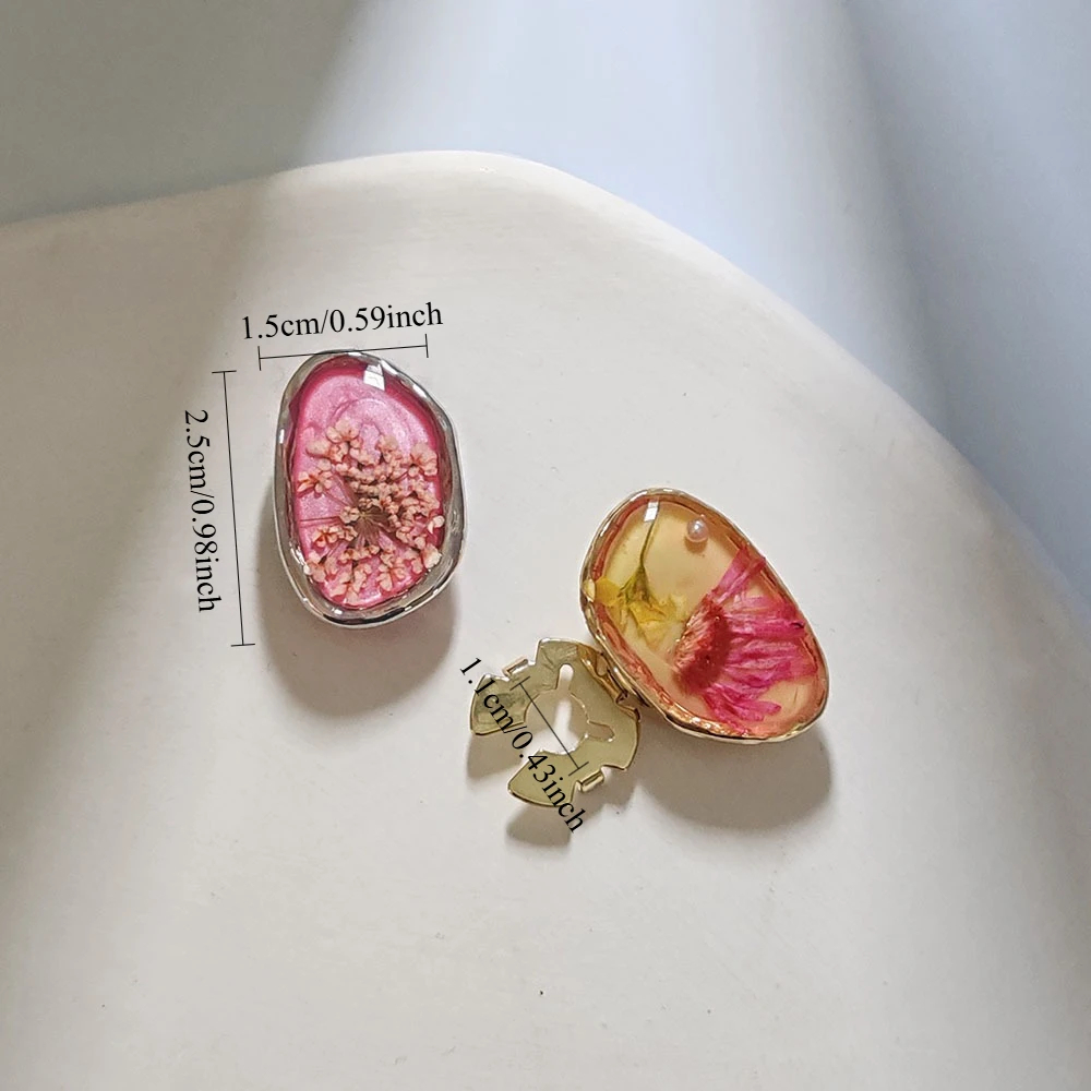 Dried Flower Button Studs Cover Set (2 pcs) - Ice Cream Cake