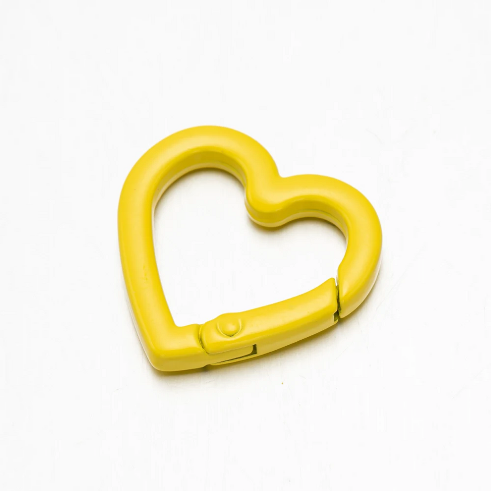BASICS⭐︎GOLD PLATING HEART CARABINER Gold Plating Heart Carabiner – BASICKS