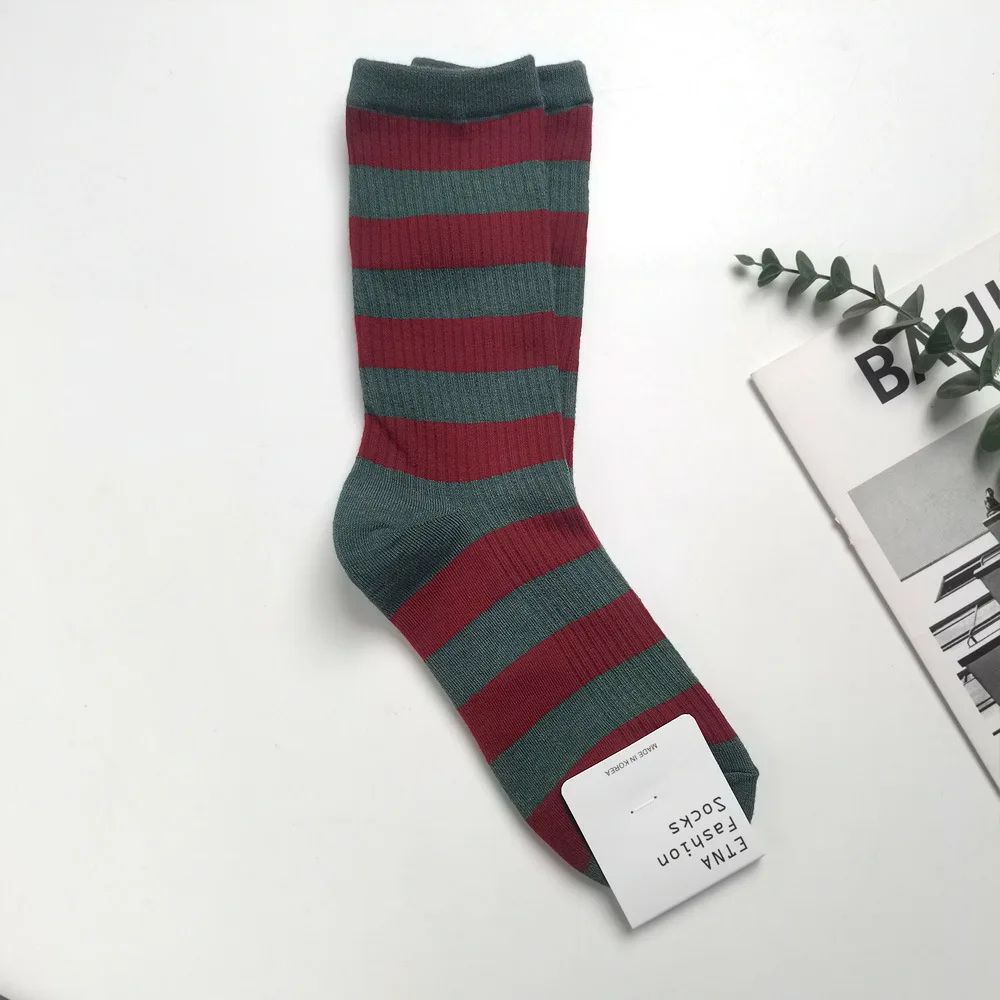 Contrast Stripe Dopamine Crew Socks