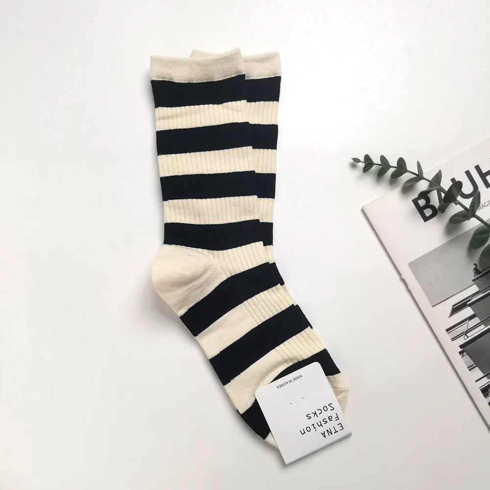 Contrast Stripe Dopamine Crew Socks