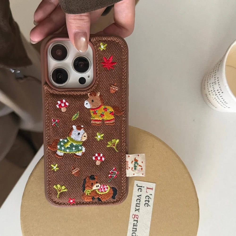 Cute fashion embroidered three ponies phone case for iPhone 17 16 ProMax 14 15 Pro fundas simple new shockproof protective case - Ice Cream Cake