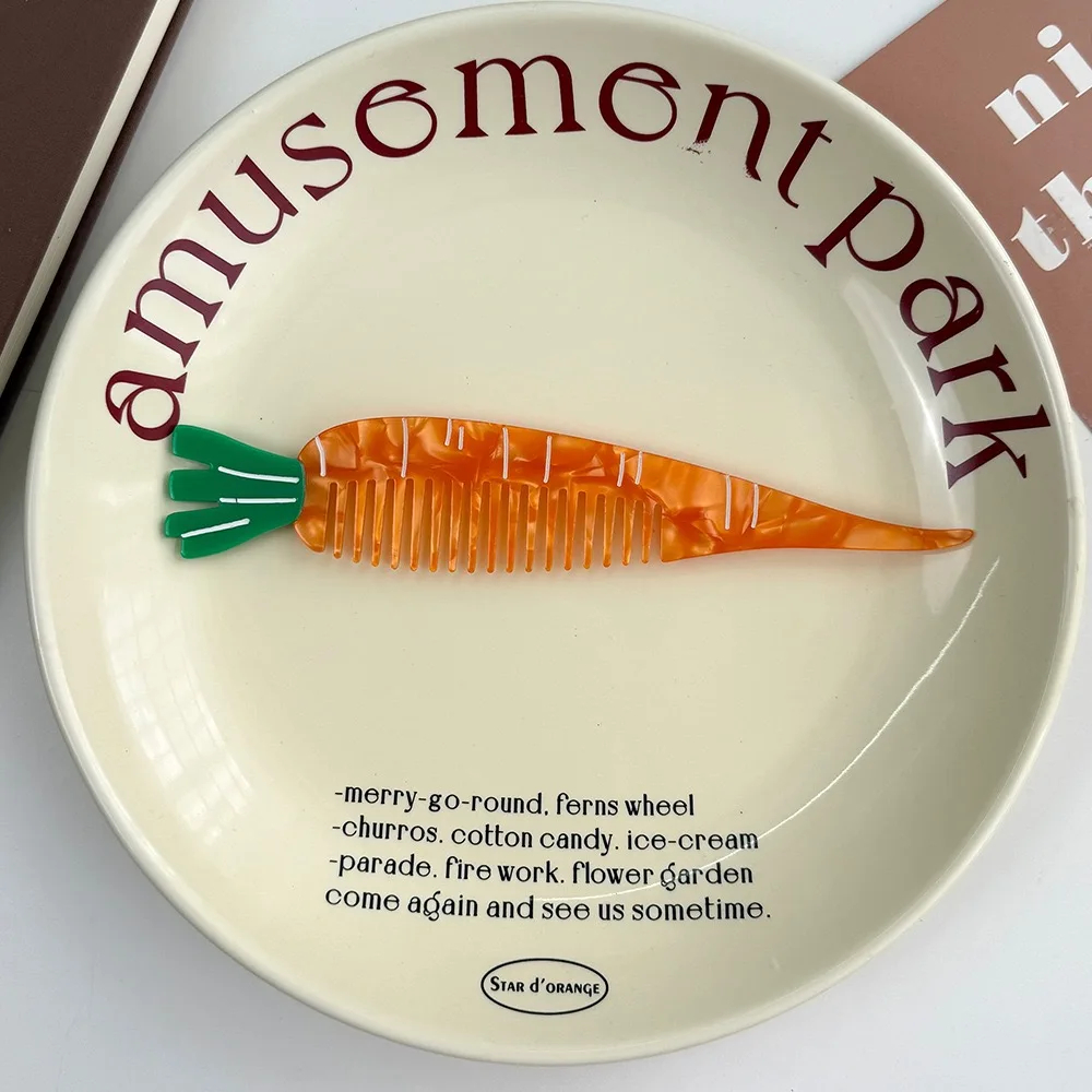 Acrylic Animal Hair Comb