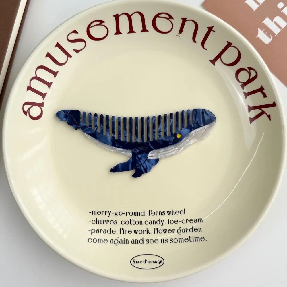 Acrylic Animal Hair Comb