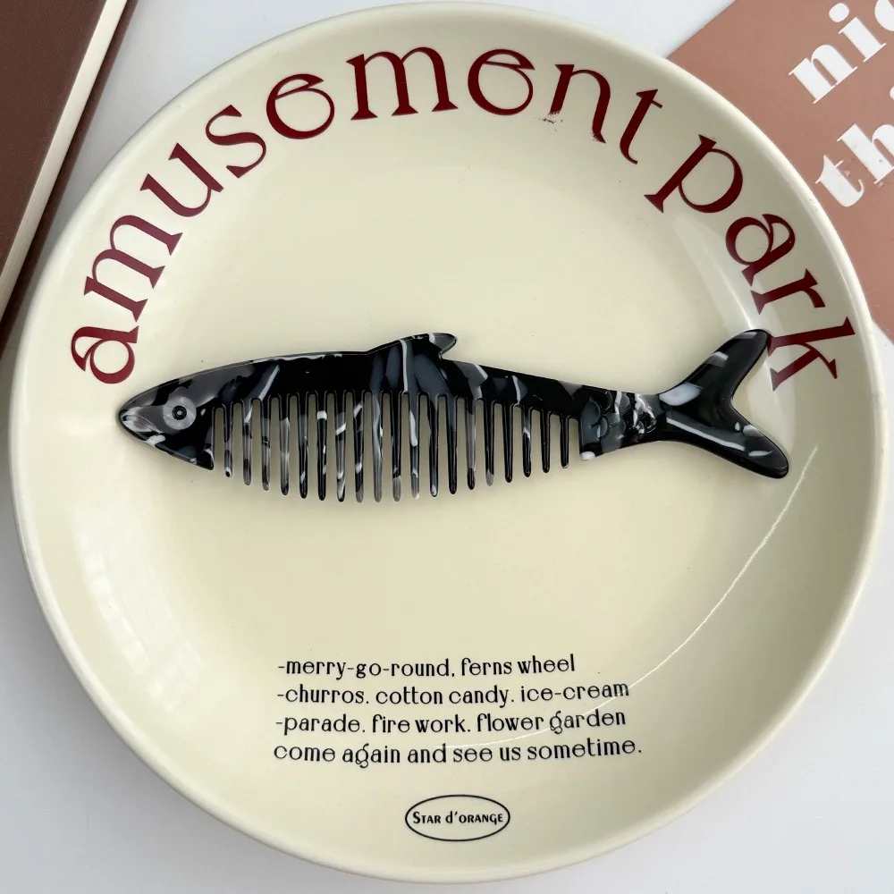 Acrylic Animal Hair Comb