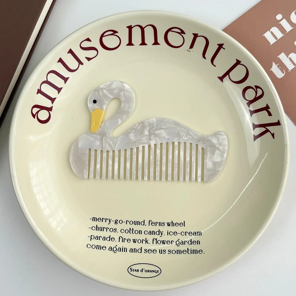 Acrylic Animal Hair Comb