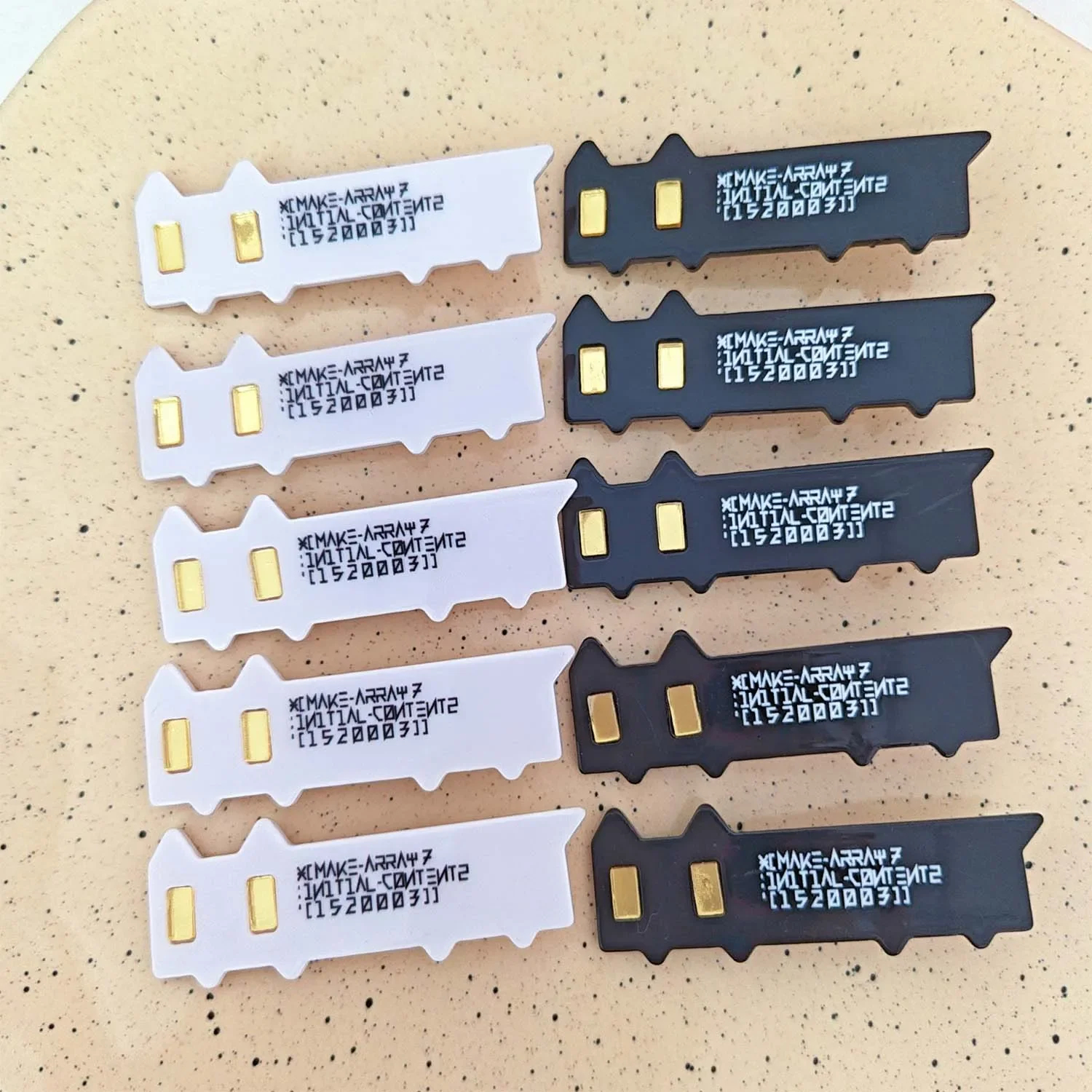 y2K Techy Cat Hair Clip (set of 2) - Ice Cream Cake