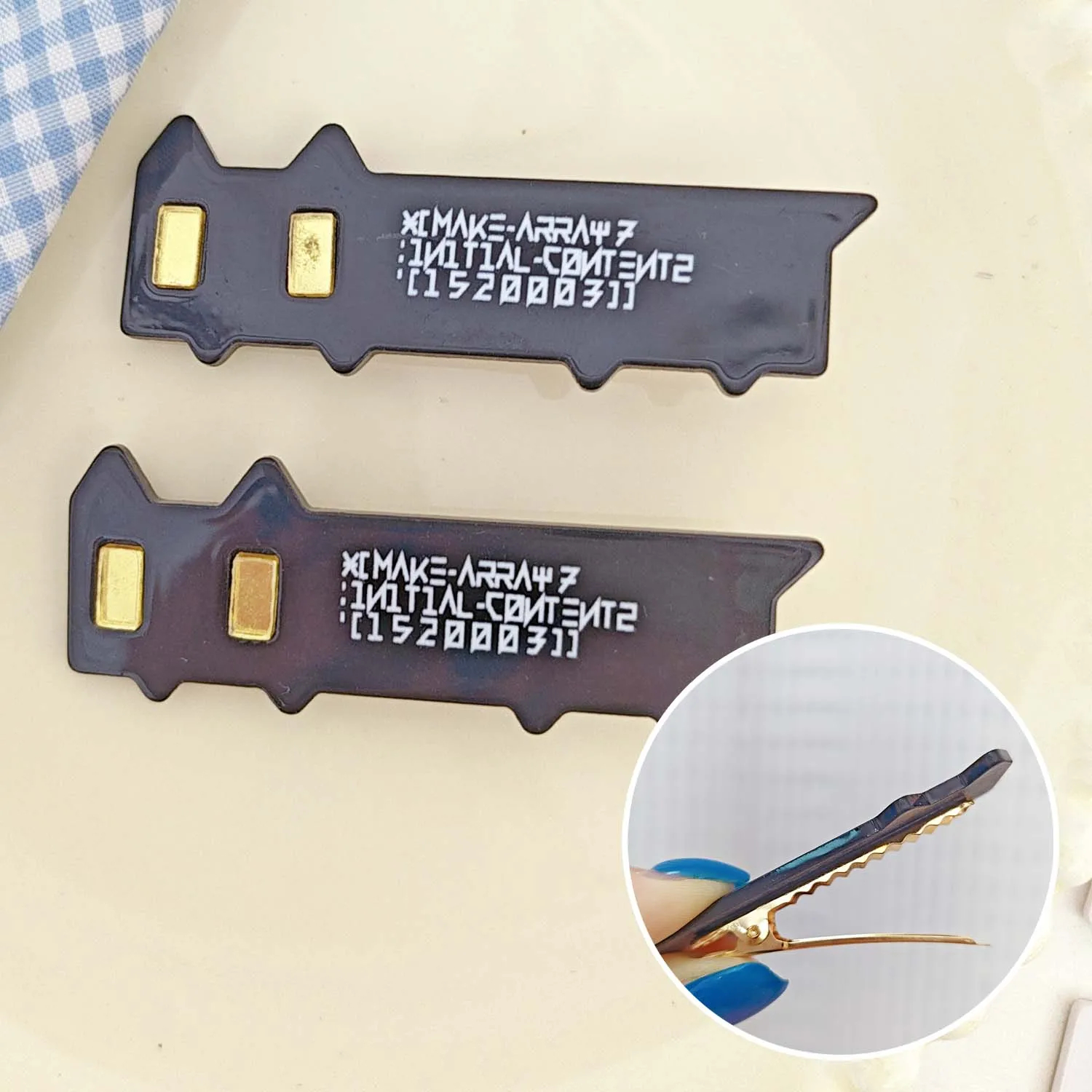 y2K Techy Cat Hair Clip (set of 2) - Ice Cream Cake