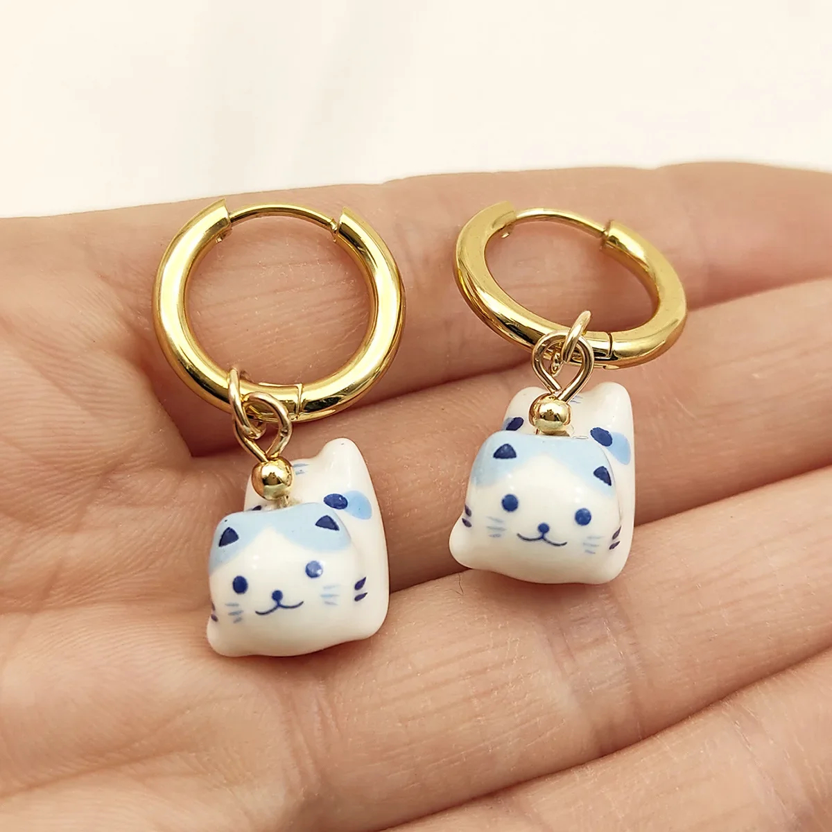 Dangly Cat Earrings