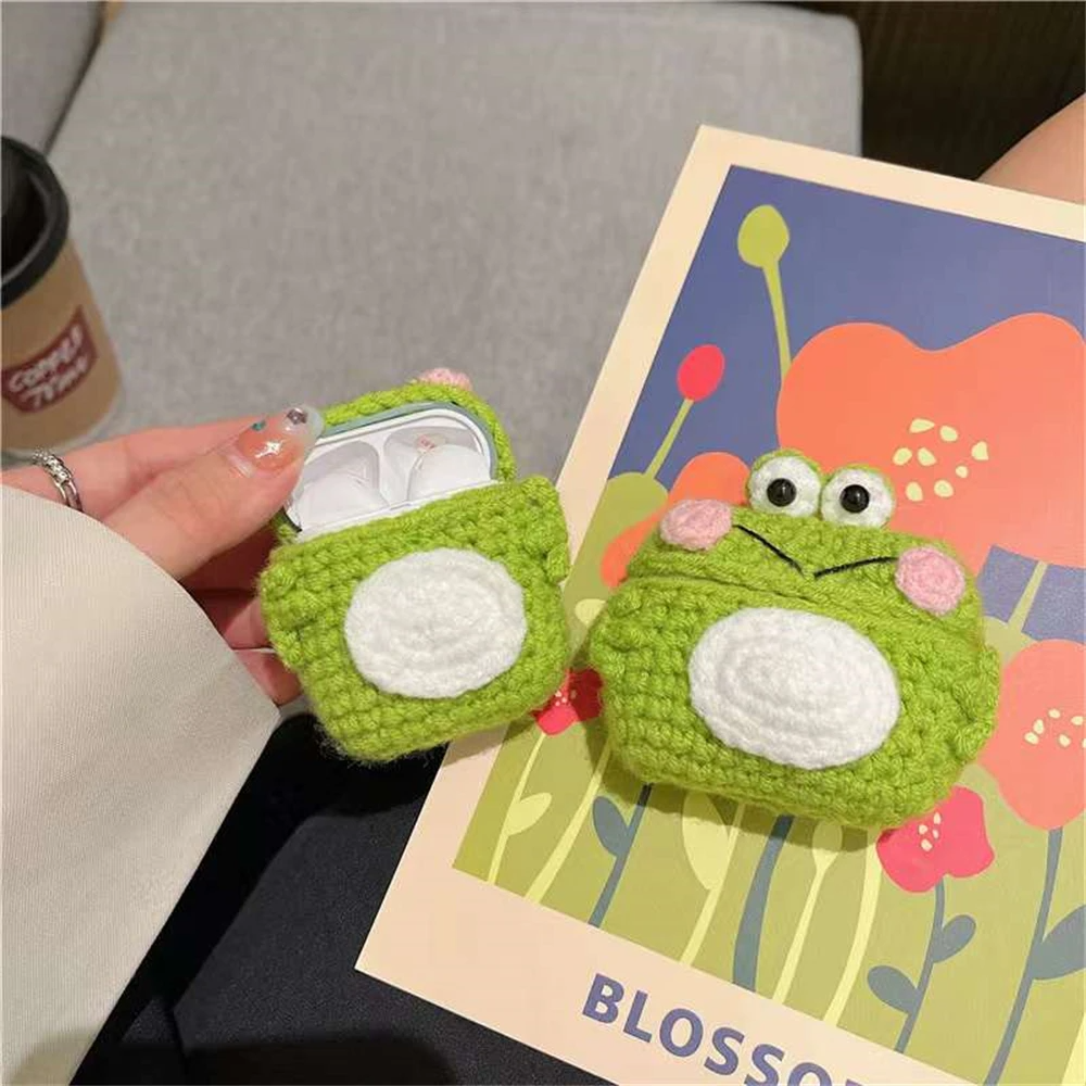 Crochet Frog AirPods Case Cover