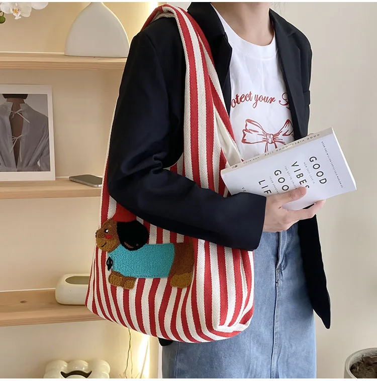 Stylish Dachshund Striped Shoulder Bag (2 Colours) - Ice Cream Cake
