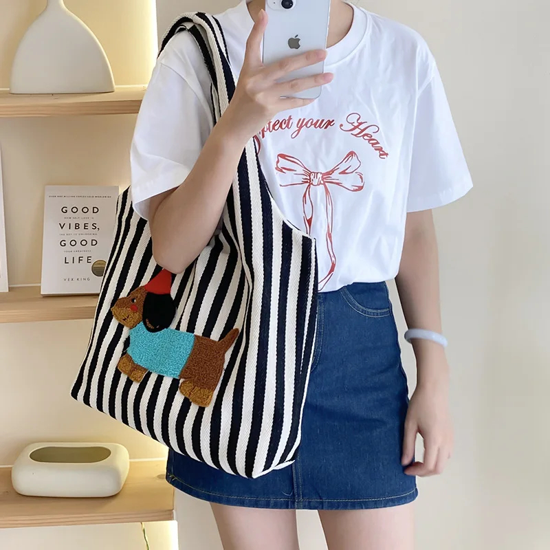Stylish Dachshund Striped Shoulder Bag (2 Colours) - Ice Cream Cake