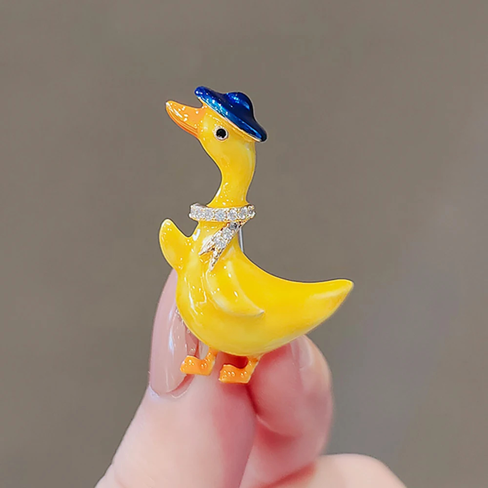 Goose on the Town Brooch