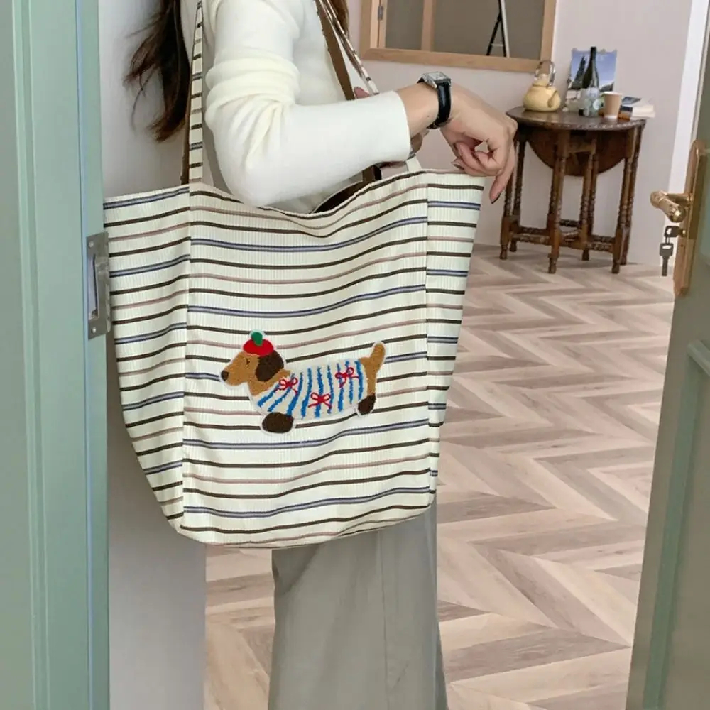 Stylish Dachshund Patterned Shoulder Bag (3 Designs) - Ice Cream Cake