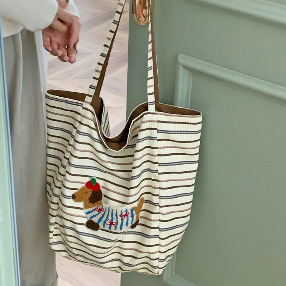 Stylish Dachshund Patterned Shoulder Bag (3 Designs) - Ice Cream Cake