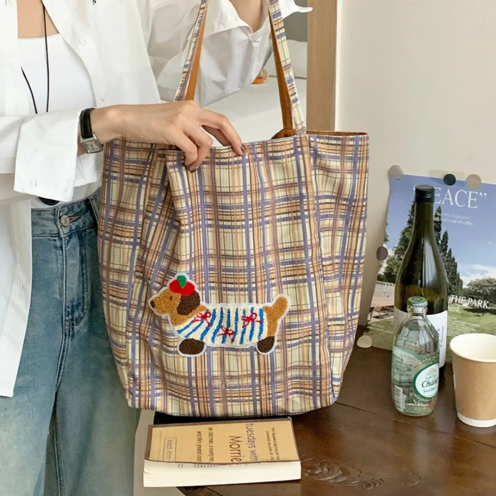 Stylish Dachshund Patterned Shoulder Bag (3 Designs) - Ice Cream Cake