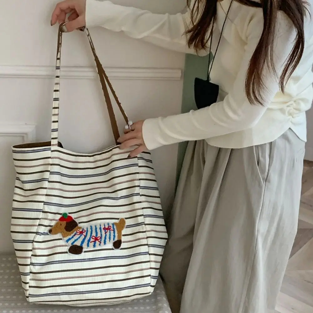 Stylish Dachshund Patterned Shoulder Bag (3 Designs) - Ice Cream Cake