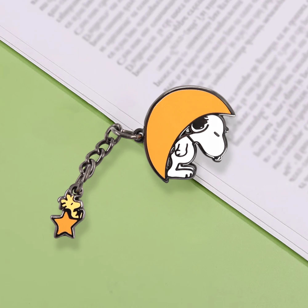 Peanuts Comics Snoopy and Woodstock Crescent Moon Enamel Pin