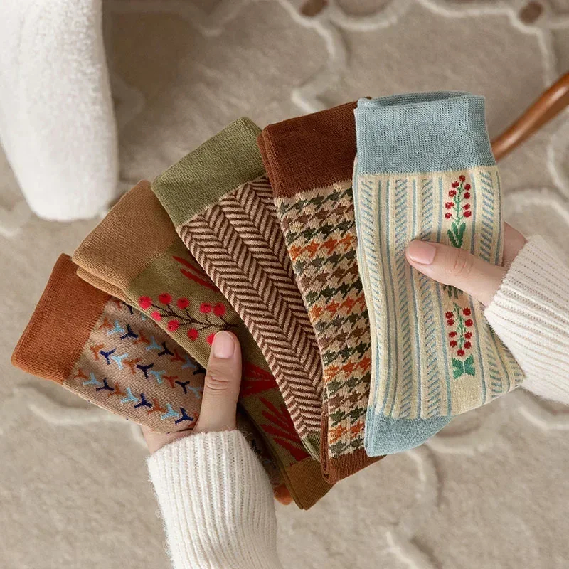 Mix Pattern Crew Socks - Ice Cream Cake