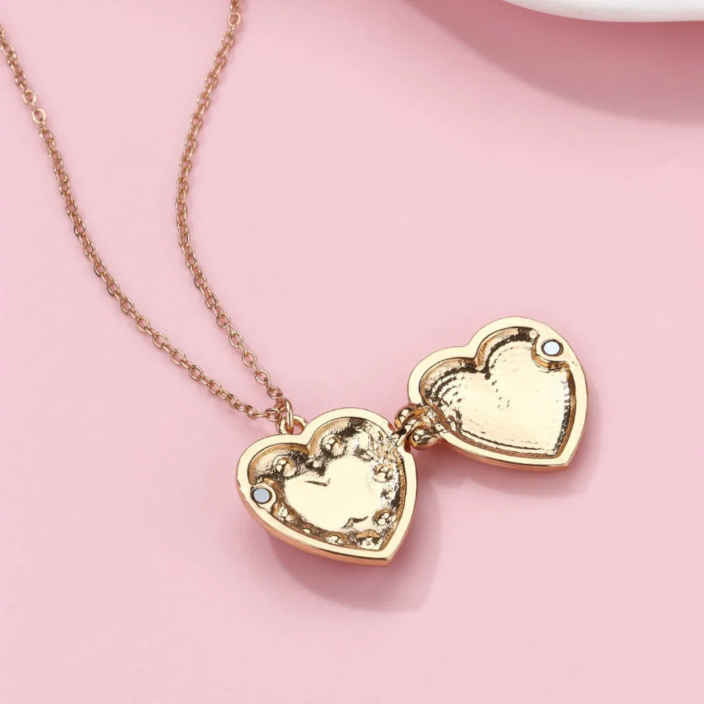 Magical Girl Locket Necklace (2 Designs) - Ice Cream Cake