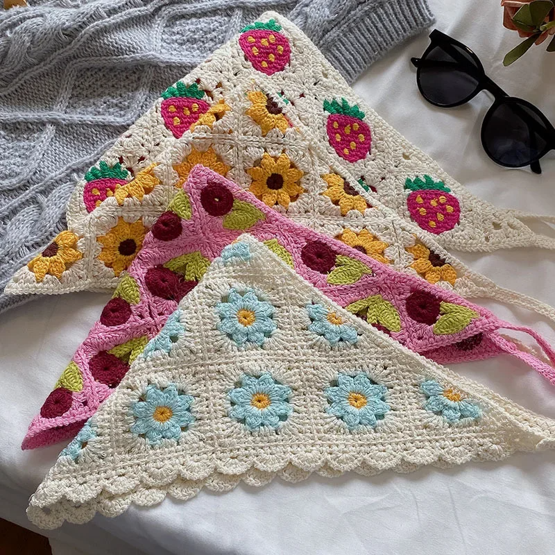 Crochet Triangle Scarf (6 Designs)