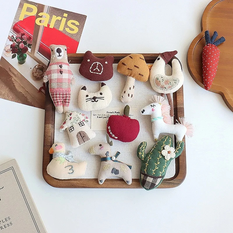 Whimsical Linen Character Brooch (19 Designs) - Ice Cream Cake
