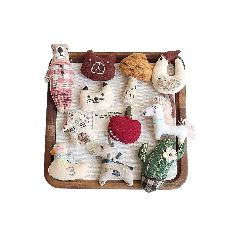 Whimsical Linen Character Brooch (19 Designs) - Ice Cream Cake