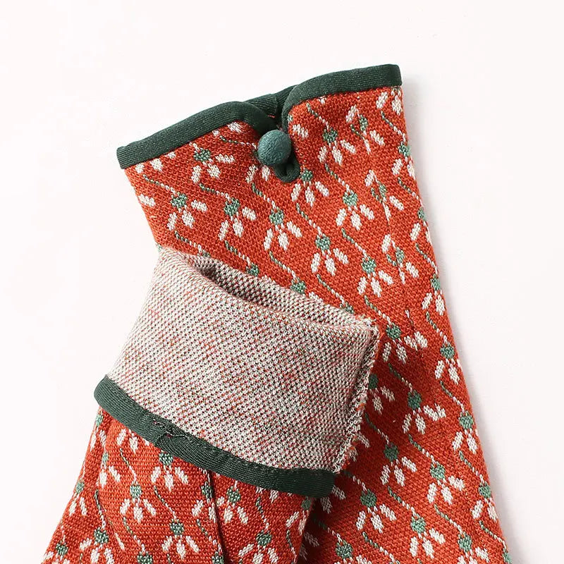 Nordic Pattern Gloves - Ice Cream Cake