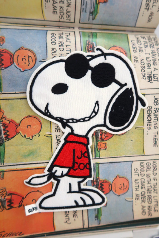 Jumbo Joe Cool Snoopy Peanuts comic embroidered patch/appliqué