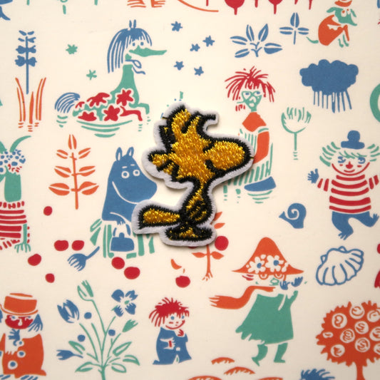 Snoopy Embroidery Patch // Little bird Woodstock from the Peanuts comics embroidered patch badge appliqué