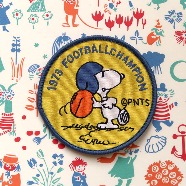 Snoopy Embroidery Patch // Football playing Snoopy from the Peanuts comic "1973 Football Champion" embroidered patch badge appliqué
