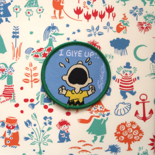 Snoopy Embroidery Patch // Charlie Brown from the Peanuts comic "I give up!!" embroidered patch badge appliqué
