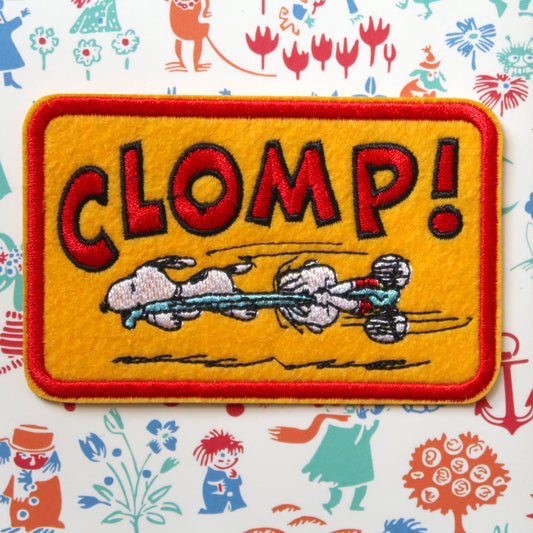 Snoopy Embroidery Patch // Snoopy and Linus from the Peanuts comics iron-on embroidered patch badge appliqué