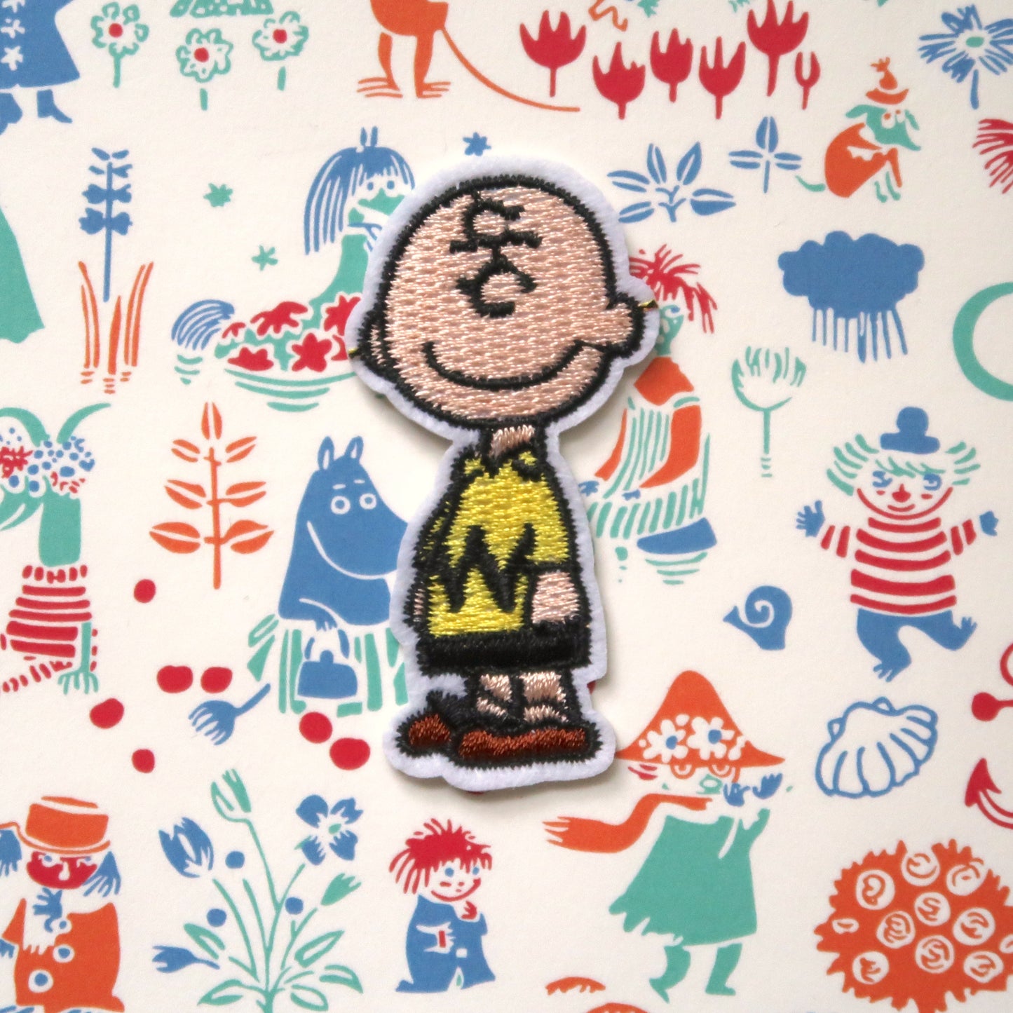 Snoopy Embroidery Patch // Charlie Brown from the Snoopy/Peanuts comics embroidered iron-on patch badge appliqué
