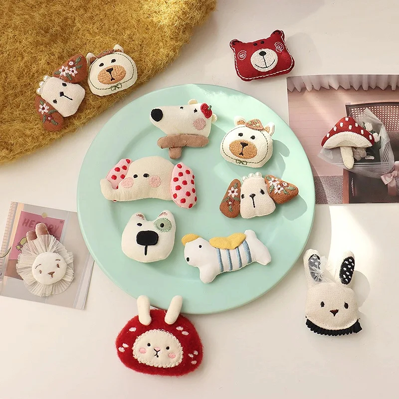 Whimsical Linen Animal Brooch (13 Designs)