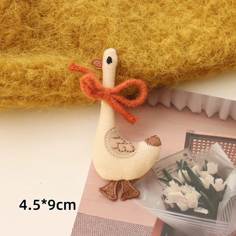 Whimsical Linen Animal Brooch (13 Designs)