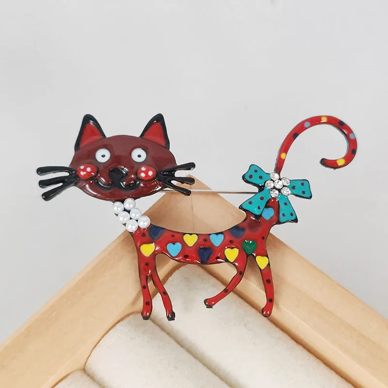 Whimsical Kitty Cat Brooch