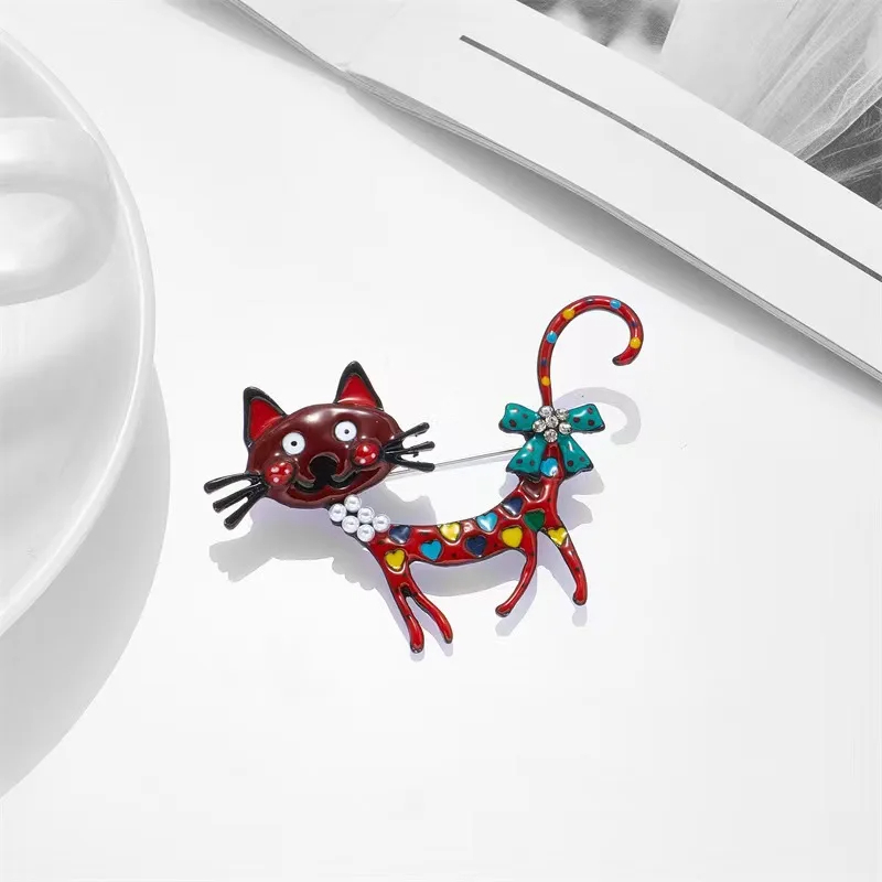 Whimsical Kitty Cat Brooch