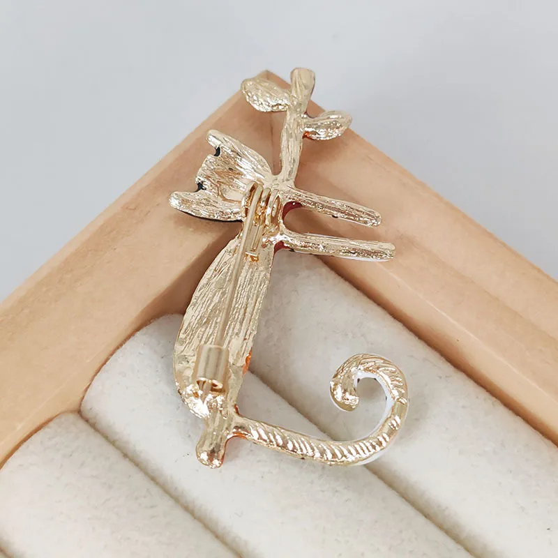 Polka Dot Cat Brooch